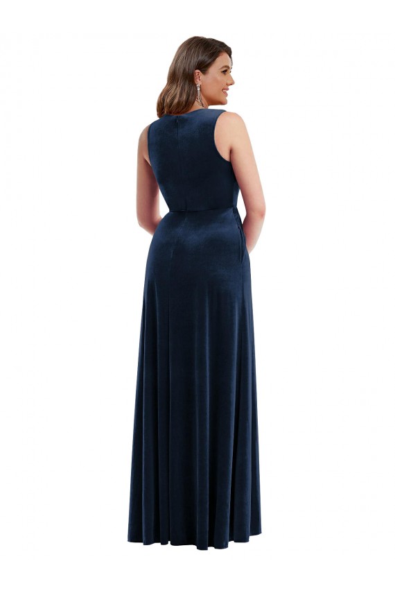 Cheap Sleeveless V-Neck Stretch Velvet Dark Navy Long Formal Plus Size Formal Dress Canada